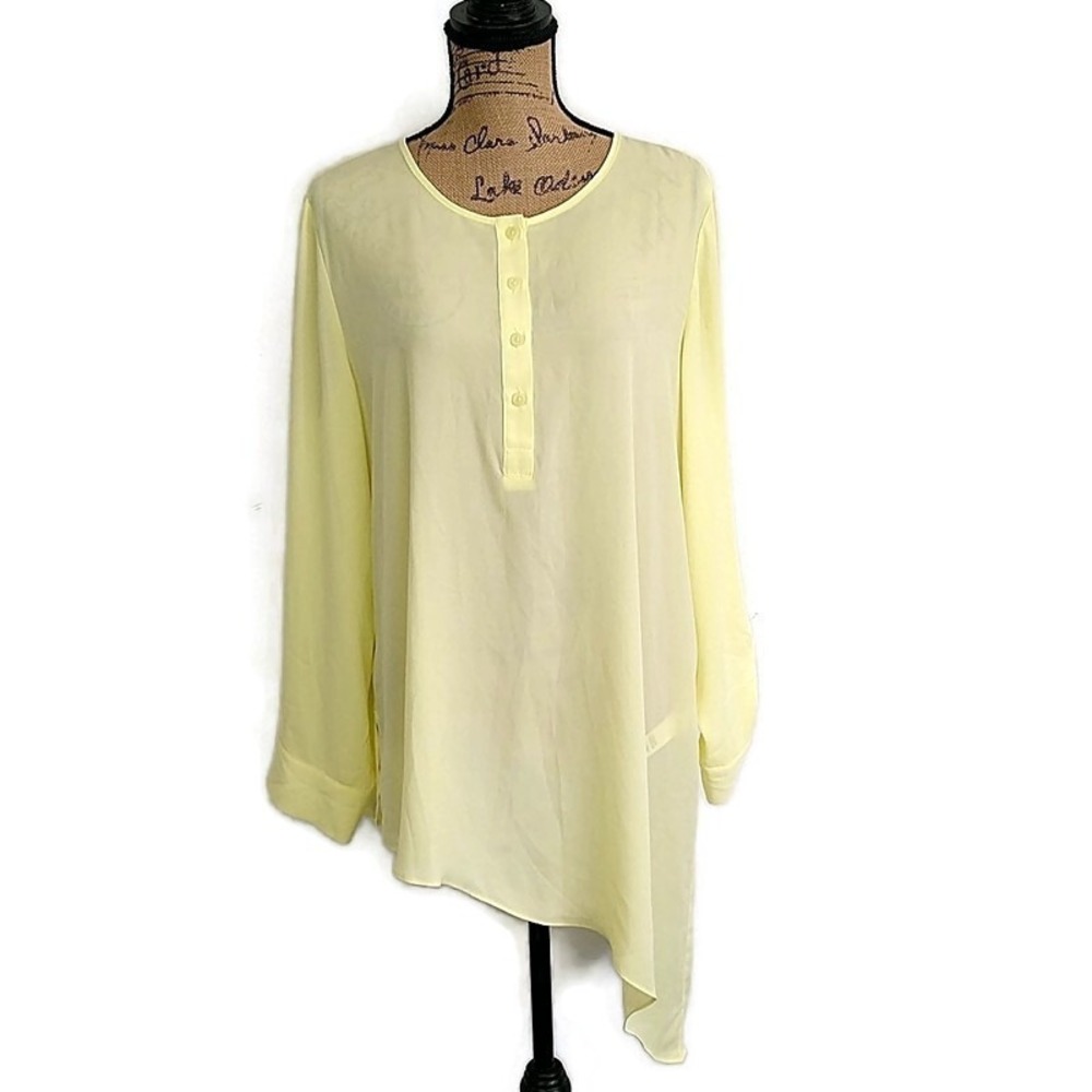 Chico's Blouse Women 2 US L Yellow Asymmetrical Sharkbite Henley Long Sleeve Top